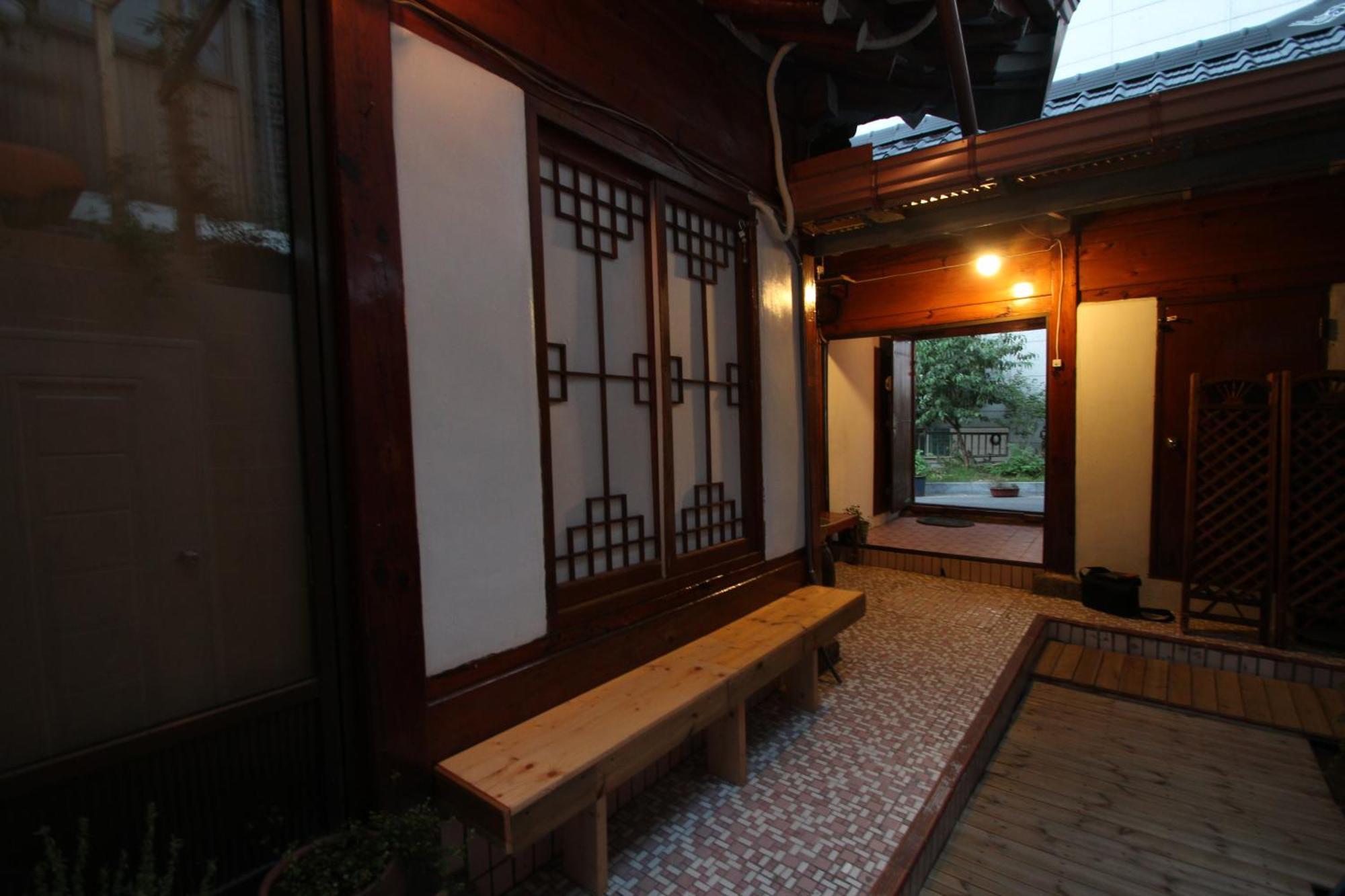Icos Guesthouse 1 - Female Only Seoul Eksteriør bilde